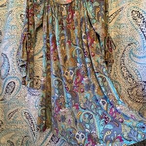 Honeyme Bell Sleeve Paisley Dress 👗